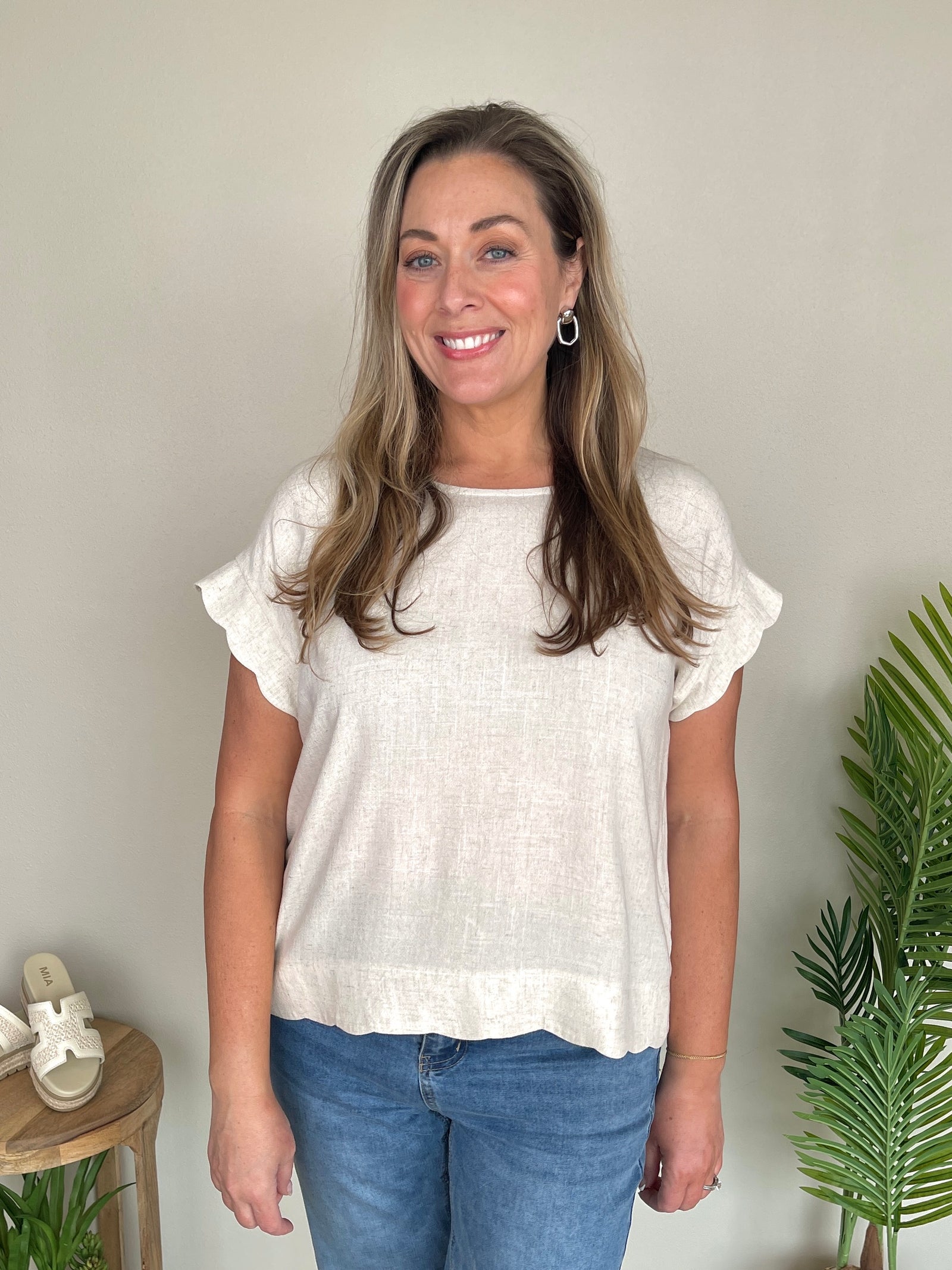 Catch Me On Vacation Top - Cream