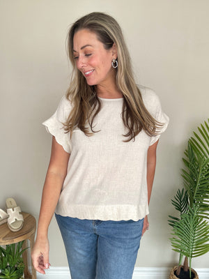 Catch Me On Vacation Top | Cream