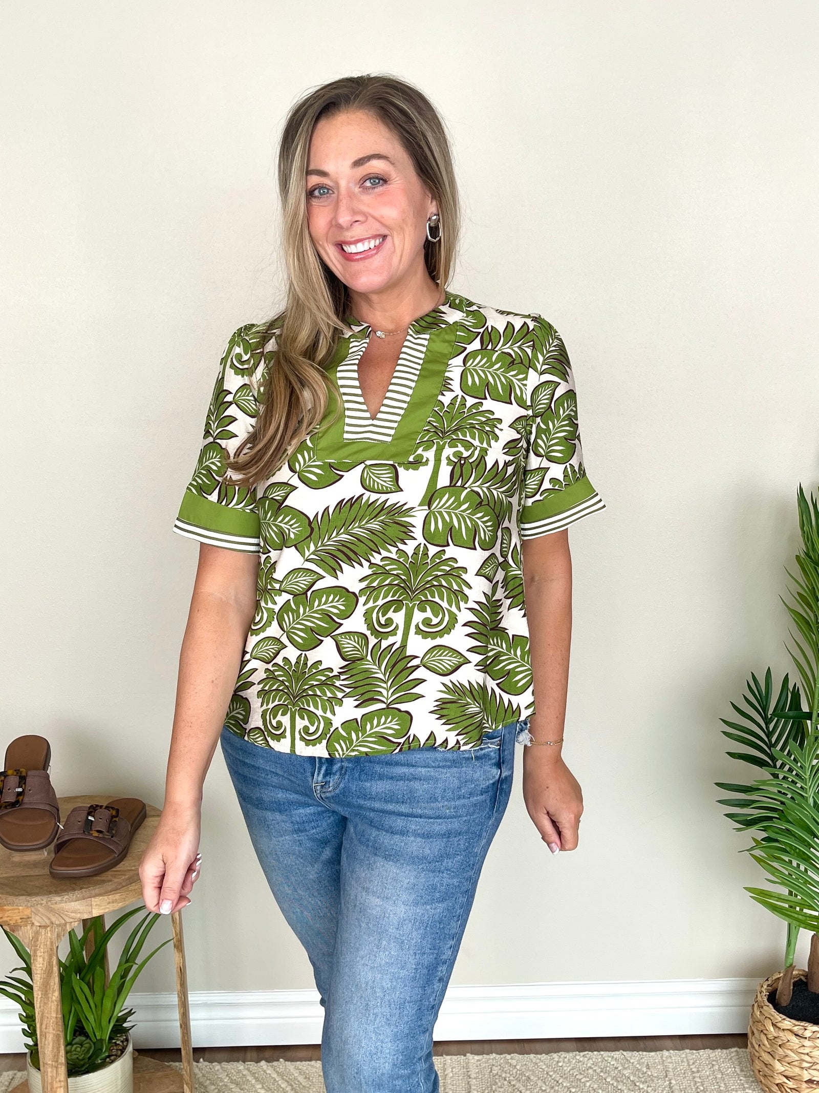 Paradise of Palms Top