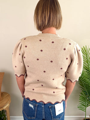 Scalloped Dots Top