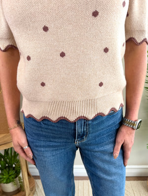 Scalloped Dots Top