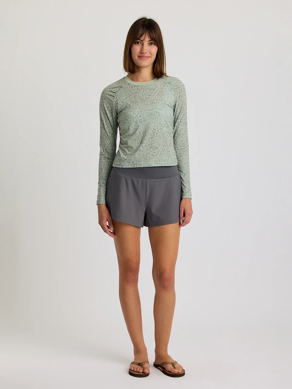 Free Fly Women's Bamboo-Lined Active Breeze Short | 3" | Smoke