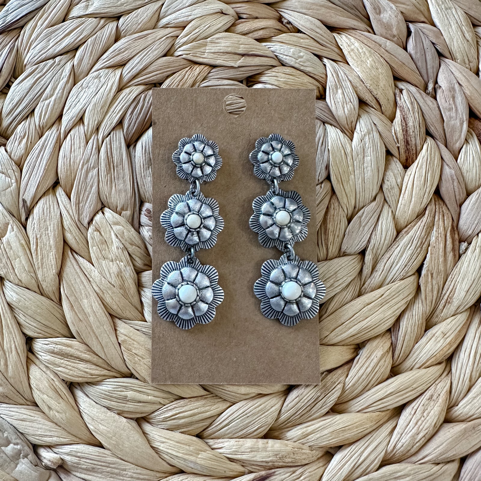 Western Flower Earrings | White