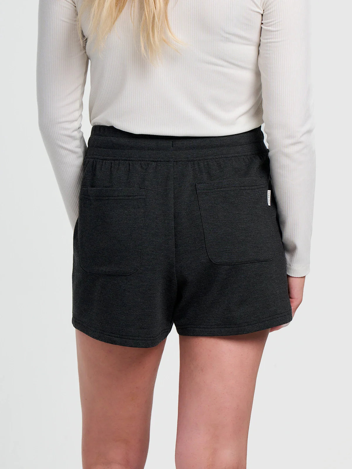 Free Fly Women's Bamboo Lightweight Fleece Short | Heather Black