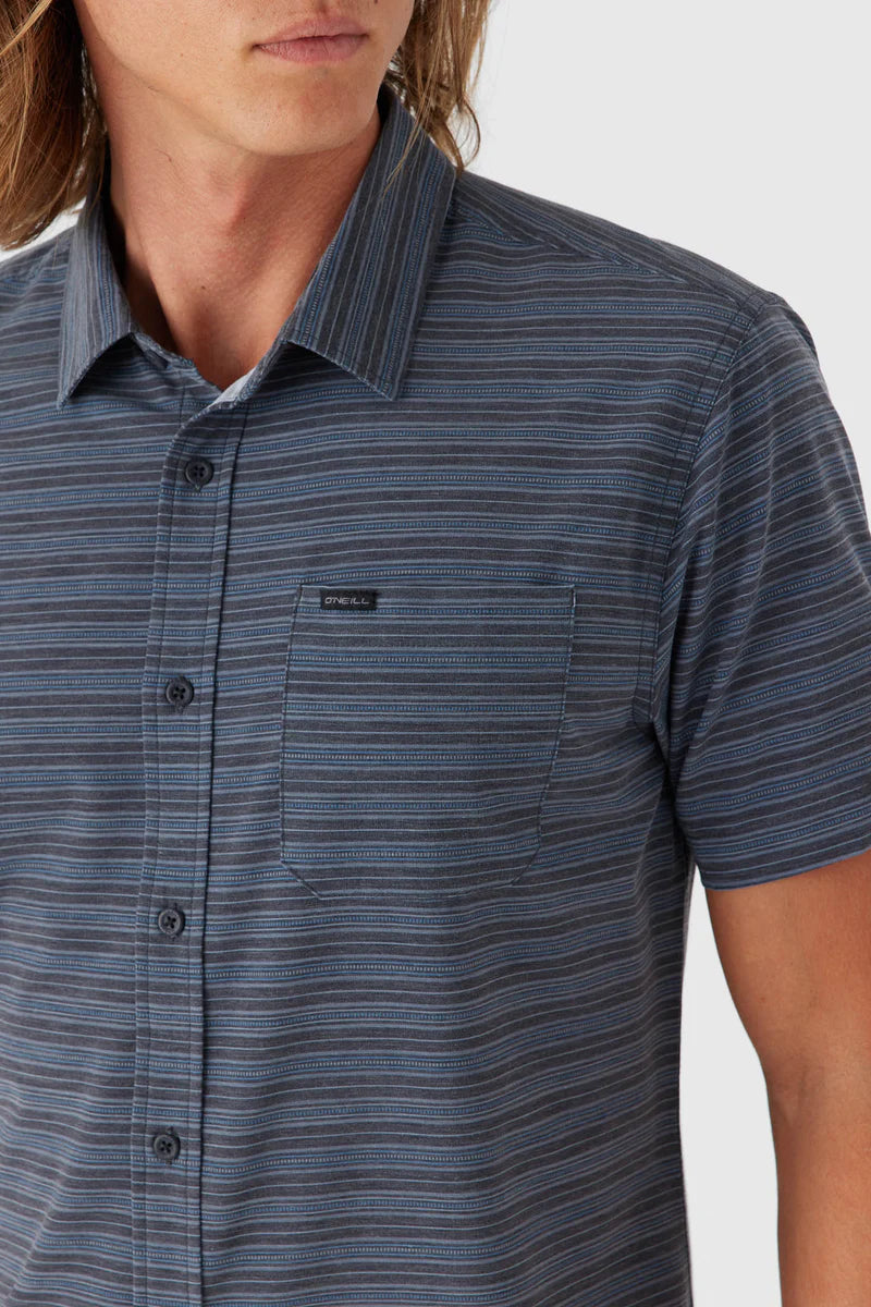 O'Neill TRVLR UPF Stripe Standard Shirt | Black