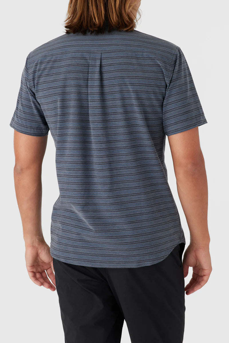 O'Neill TRVLR UPF Stripe Standard Shirt | Black