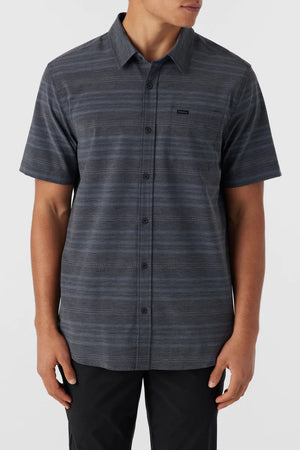 O'Neill TRVLR UPF Traverse Relaxed Fit Shirt | Black