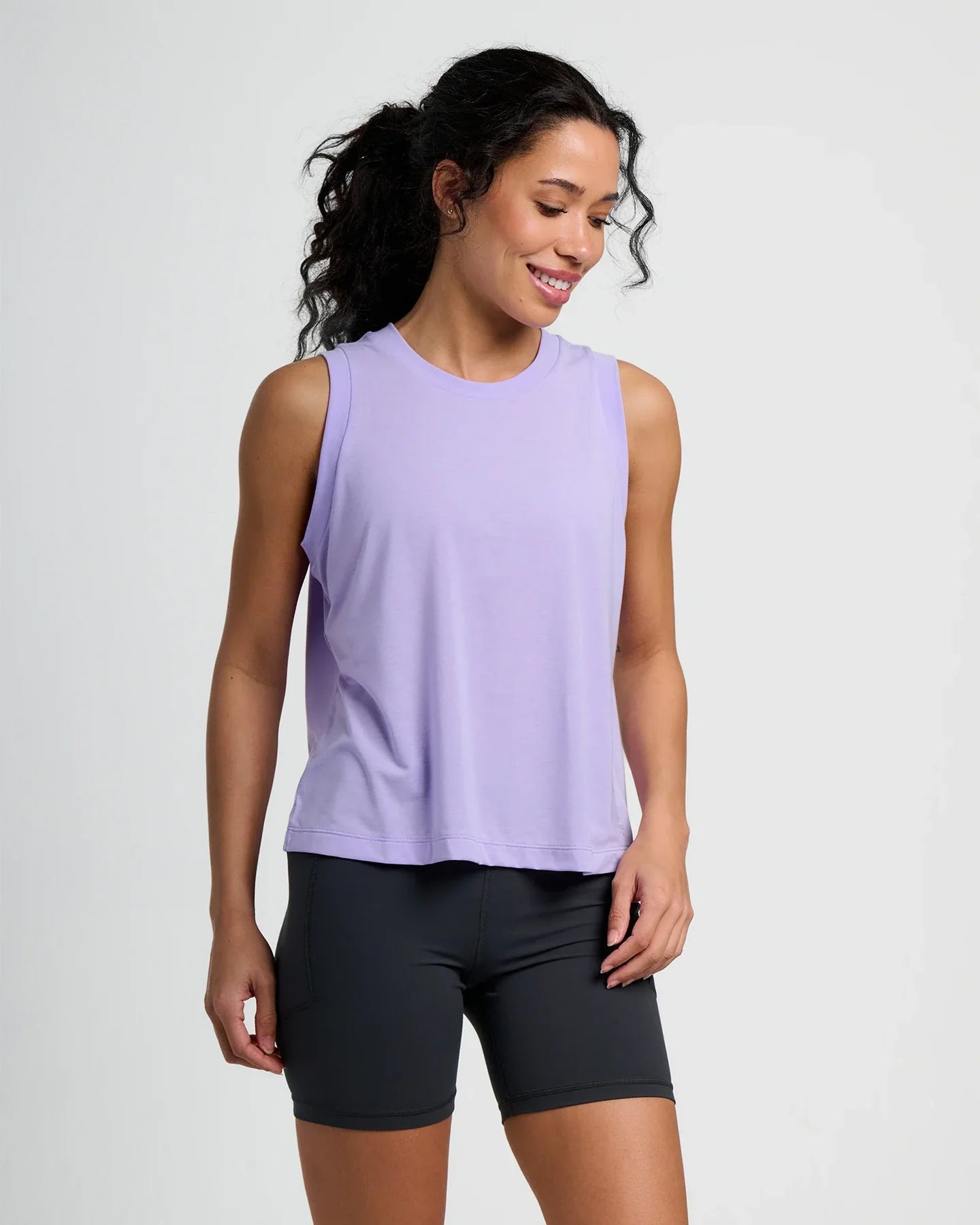 Free Fly Women's Elevate Lightweight Tank | Bright Lavender