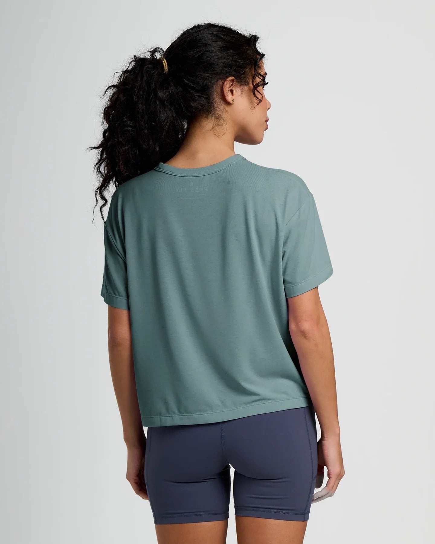 Free Fly Women's Elevate Lightweight Tee | Stormy Sea