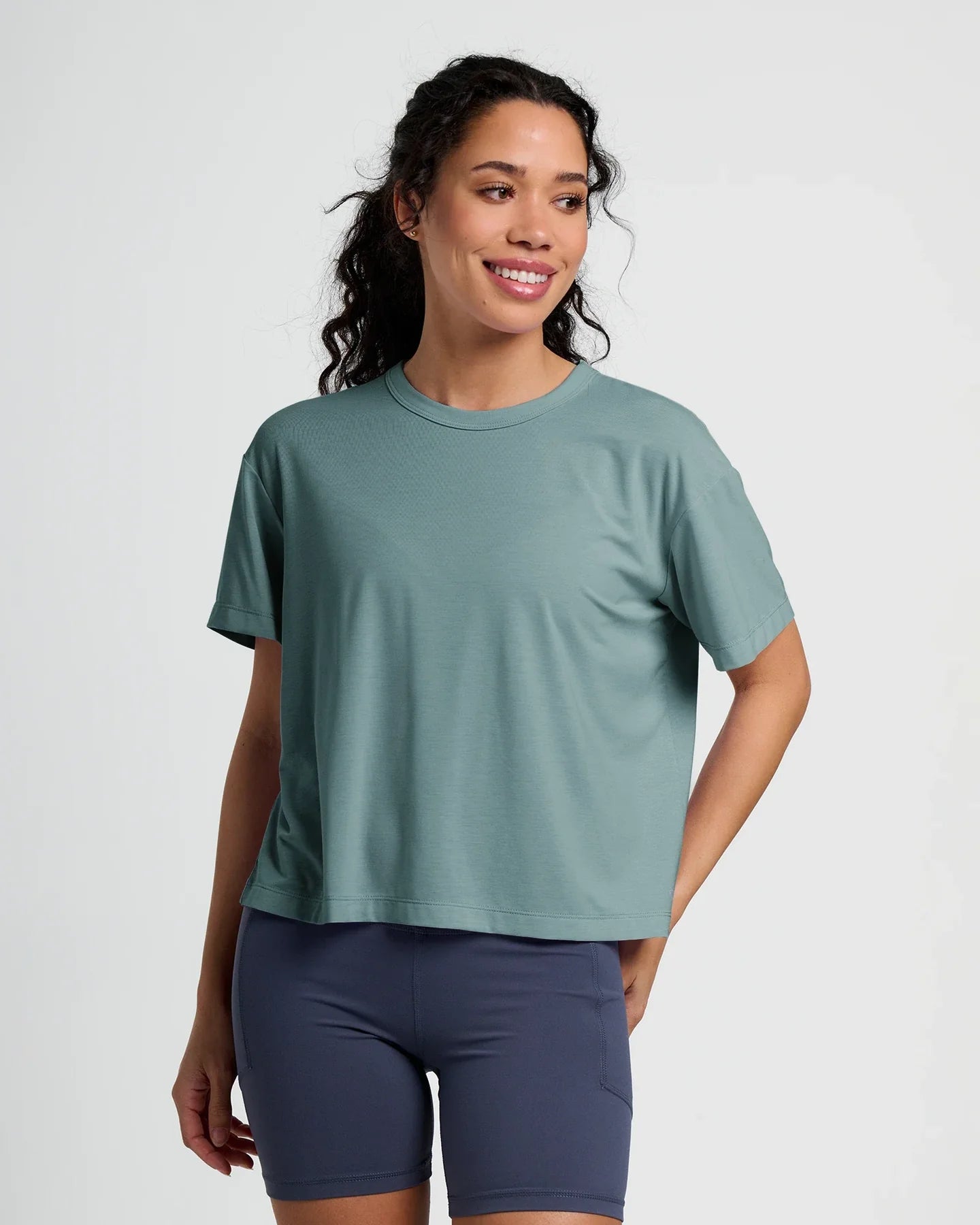 Free Fly Women's Elevate Lightweight Tee | Stormy Sea