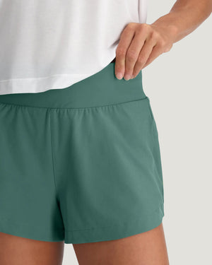 Free Fly Women's Bamboo Lined Active Breeze Short 3" | Sea Pine
