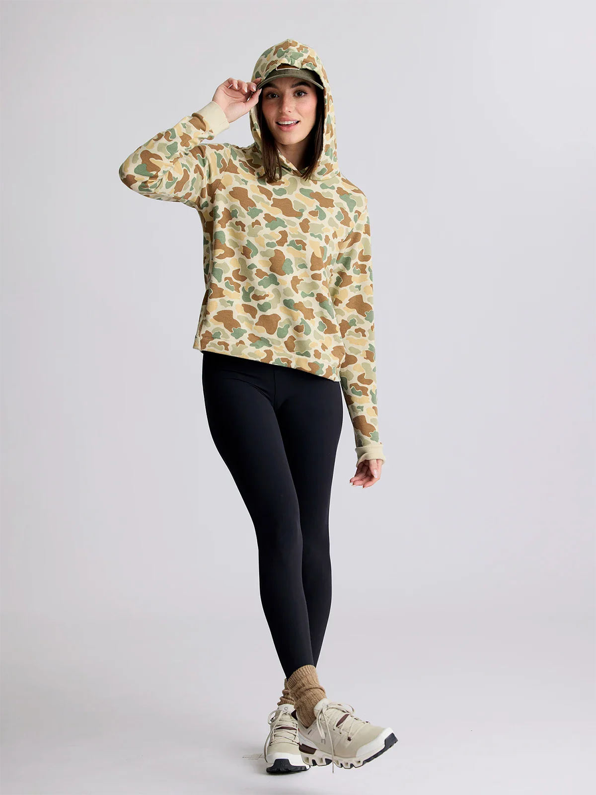 Free Fly Women's Bamboo Lightweight Fleece Cropped Hoodie | Vintage Camo