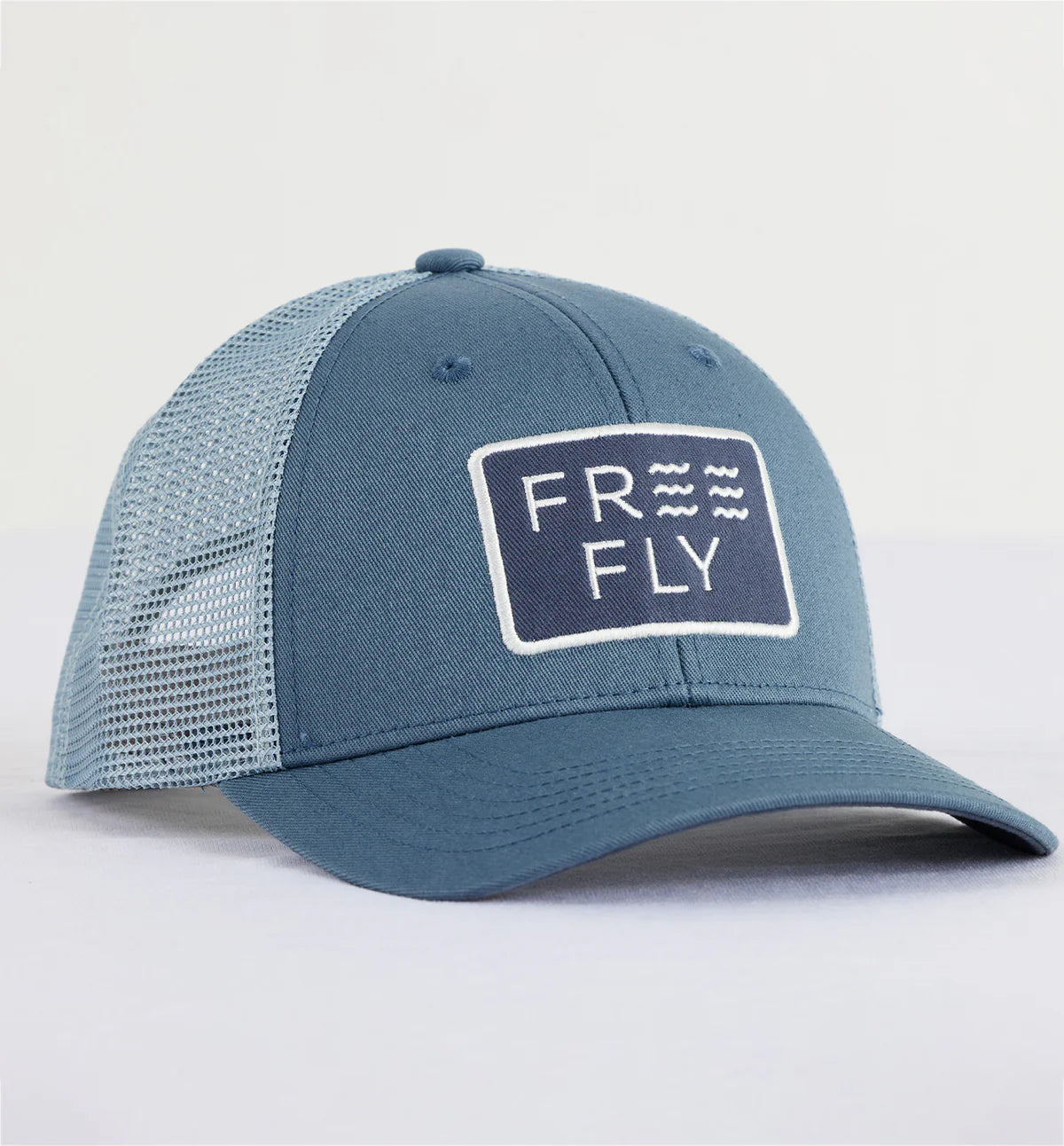 Free Fly Youth Wave Trucker Hat | Slate