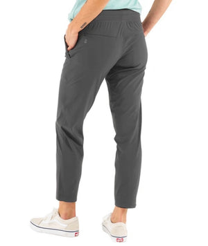 Free Fly Women's Breeze Cropped Pants - Graphite