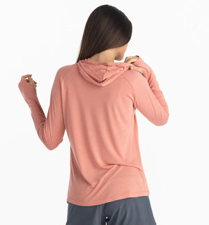 Free Fly Women's Lightweight Hoodie II | Bright Clay